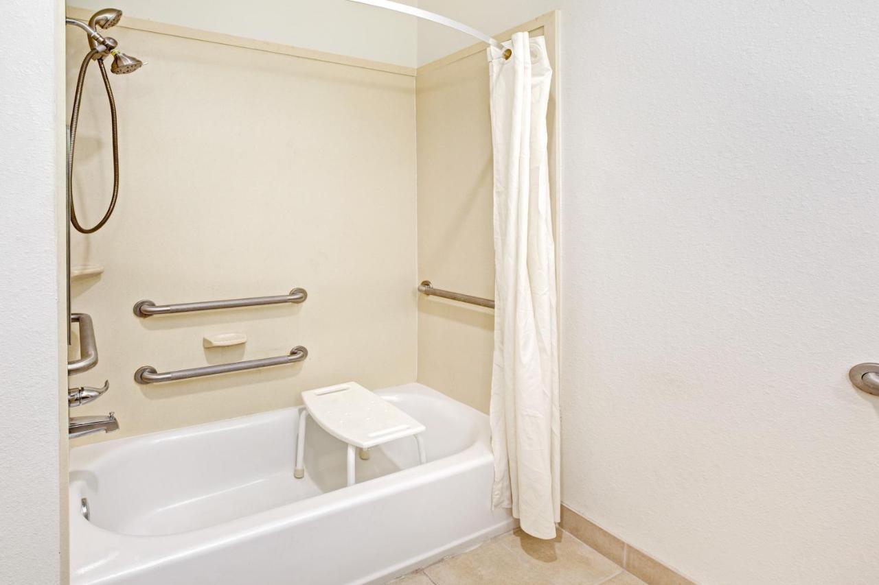 Scottish Inns And Suites - เลอพอร์ต ภายนอก รูปภาพ